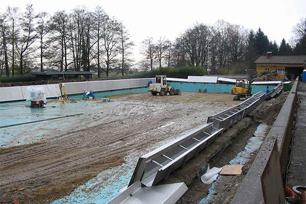 Beckensanierung im Herbst 2004